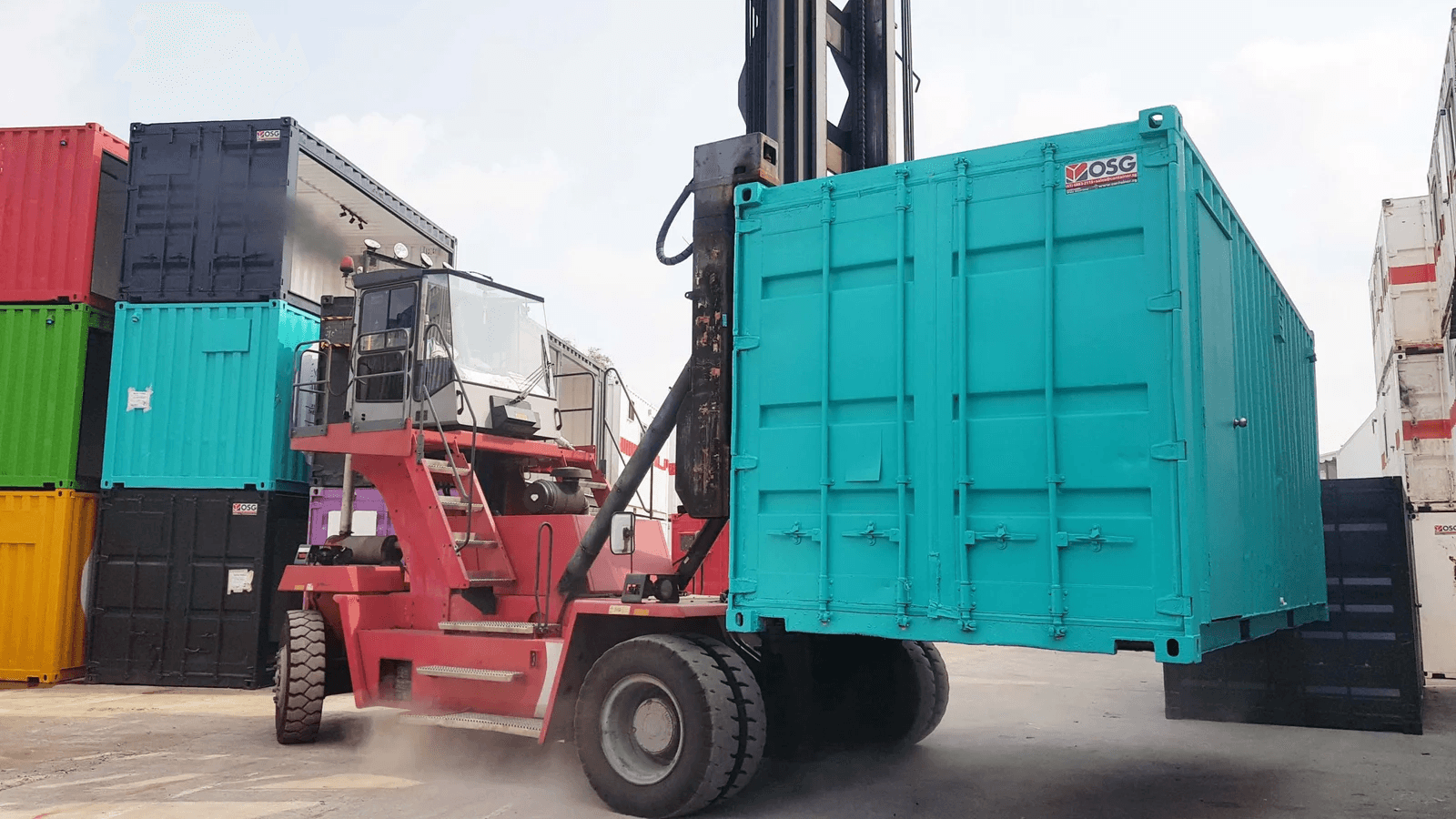 OSG Container hero background 3