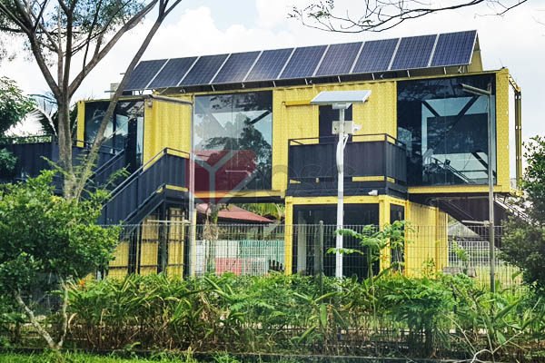 cafe container, shipping container architecture, container designs, container events, container shops, container displays, container pop-up, container kitchen, container bar, temporary space, container backdrop, event container