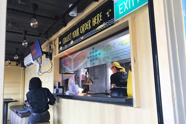 cafe container, shipping container architecture, container designs, container events, container shops, container displays, container pop-up, container kitchen, container bar, temporary space, container backdrop, event container