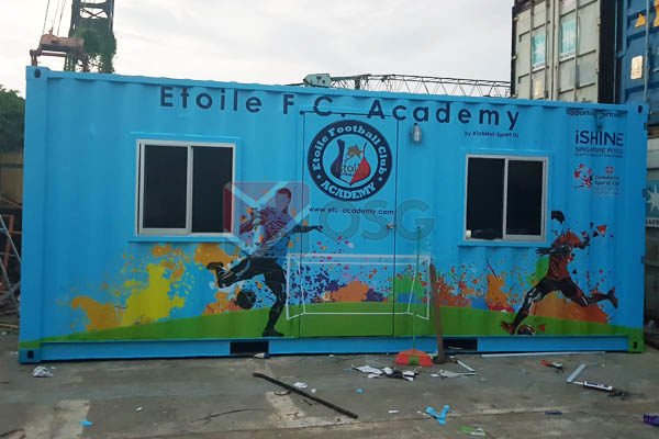 cafe container, shipping container architecture, container designs, container events, container shops, container displays, container pop-up, container kitchen, container bar, temporary space, container backdrop, event container, gym container, container gym, container lanshop, container library