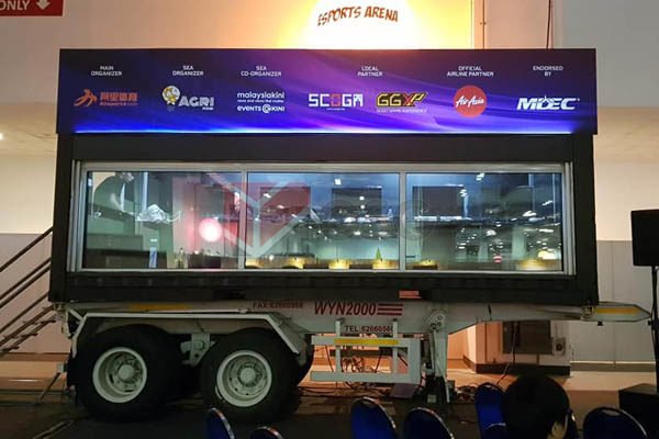 cafe container, shipping container architecture, container designs, container events, container shops, container displays, container pop-up, container kitchen, container bar, temporary space, container backdrop, event container, gym container, container gym, container lanshop