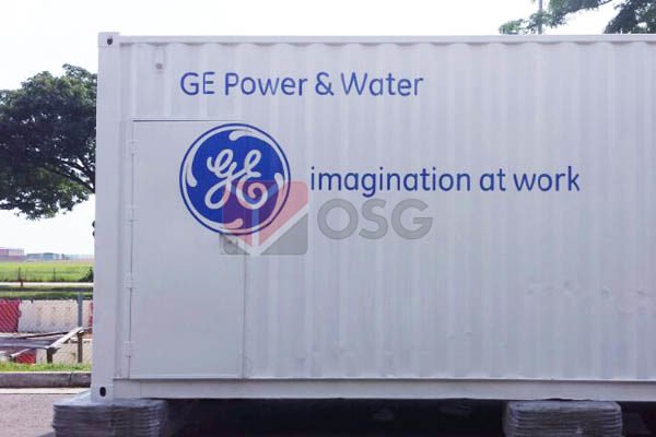 shipping container architecture, container designs, container events, container shops, container displays, container pop-up, container kitchen, container bar, temporary space, container backdrop, event container, container showroom, container classroom, container labs, container gym, container food park, container park