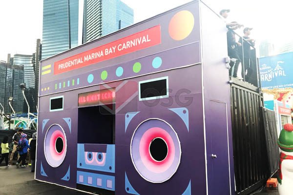 shipping container architecture, container designs, container events, container shops, container displays, container pop-up, container kitchen, container bar, temporary space, container backdrop, event container, container showroom, container classroom, container labs, container gym, container food park, container park