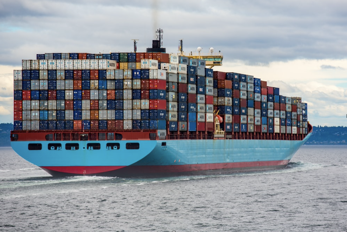 shipping container, cargo, storage, shipping, general purpose, high cube, reefer, open top, loading, customisation, business, office, toilet