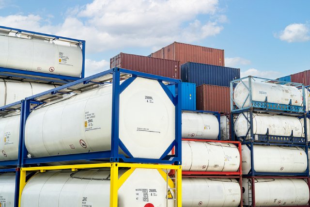 Benefits Of Using ISO Tank Containers For Warehousing
